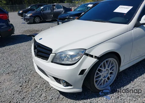 2009 Mercedes-Benz C 300 Sport from USA, damaged, VIN WDDGF54X39F213364